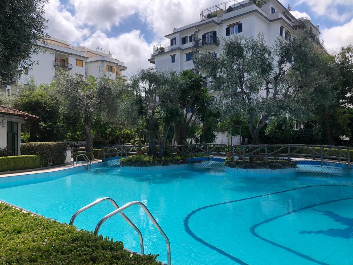 Casa Mami - Luxury Apartment And Pool - Sorrento Dış mekan fotoğraf